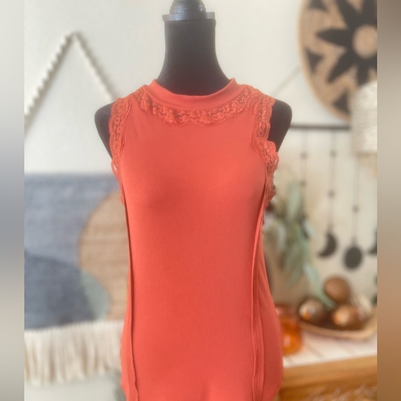 Lace Ribbed Tank Top Blouse from Buckle - Picture 2 of 8